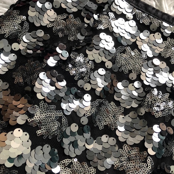 FOREVER 21 // Sequin Skirt - Picture 2 of 3